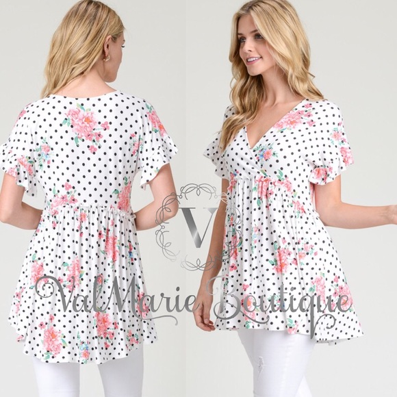 📍ONLY 2 left! Polka dot Floral Top - Picture 3 of 3